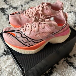 Saucony Women's Endorphine Elite